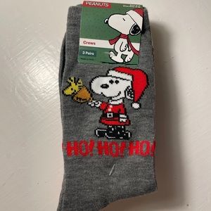 Peanuts snoopy Christmas crew socks